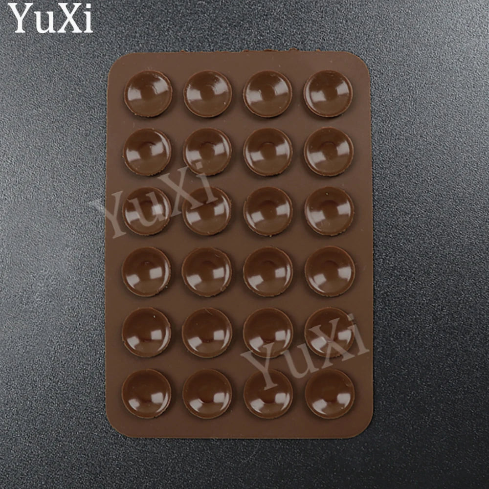 5Pcs Suction Cup Phone Case Mount Silicone Sticky Phone Stand Anti Slip Rubber Sucker Pad for Phone Holder Backed Fixing Pad