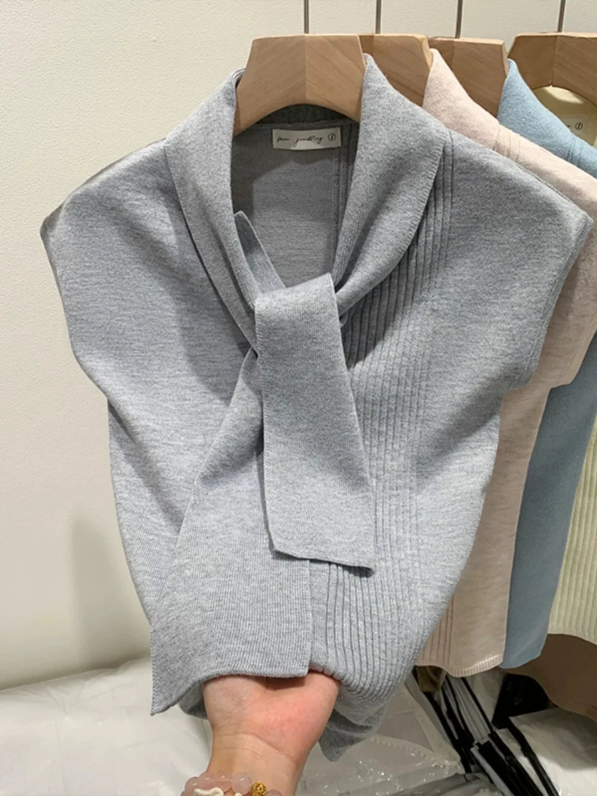 AOSSVIAO 2025 Women Knitted Tank Tops Women Thin Tops Basic Casual Tank Tops O-neck Tees Sleeveless Tops for Women