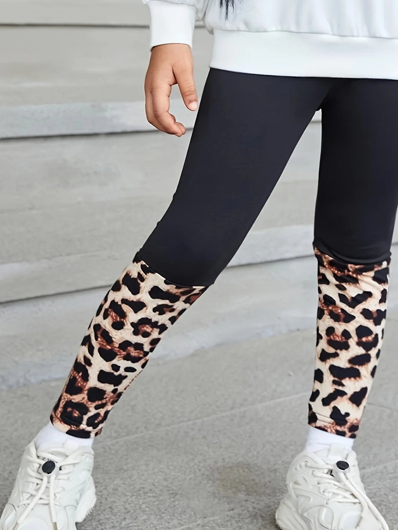 Girls' Autumn Outfit: Printed Round Neck Long-Sleeve Sweatshirt & Tight-Fitting 9-Point Pants, Fashionable Home Casual Versatile Two-Piece Set