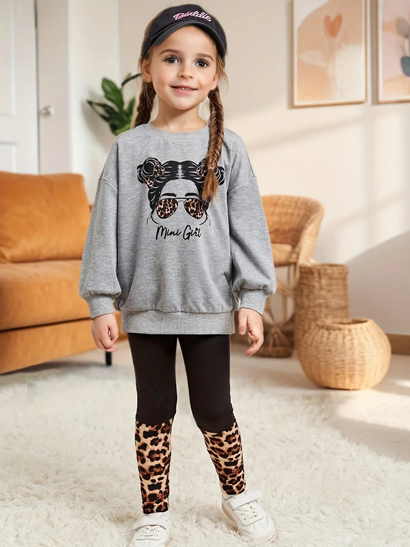 Girls' Autumn Outfit: Printed Round Neck Long-Sleeve Sweatshirt & Tight-Fitting 9-Point Pants, Fashionable Home Casual Versatile Two-Piece Set